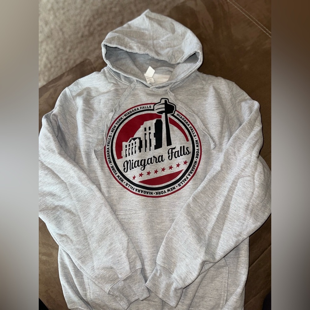 Niagara Falls sweatshirt size small